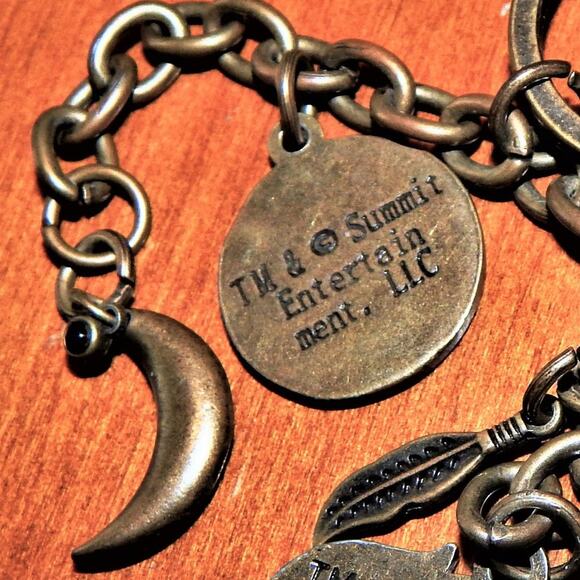 Rare Twilight Saga New Moon Wolf Pack Tattoo Key Chain/Bag Clip - Picture 8 of 12